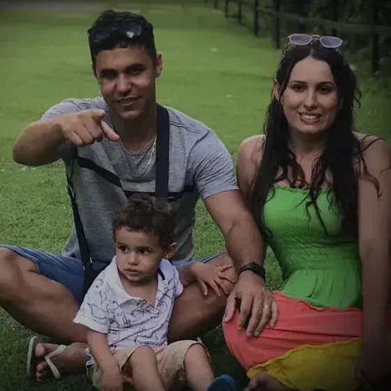 Luiz Carlos com a esposa Ericka e o filho Luiz Bernardo